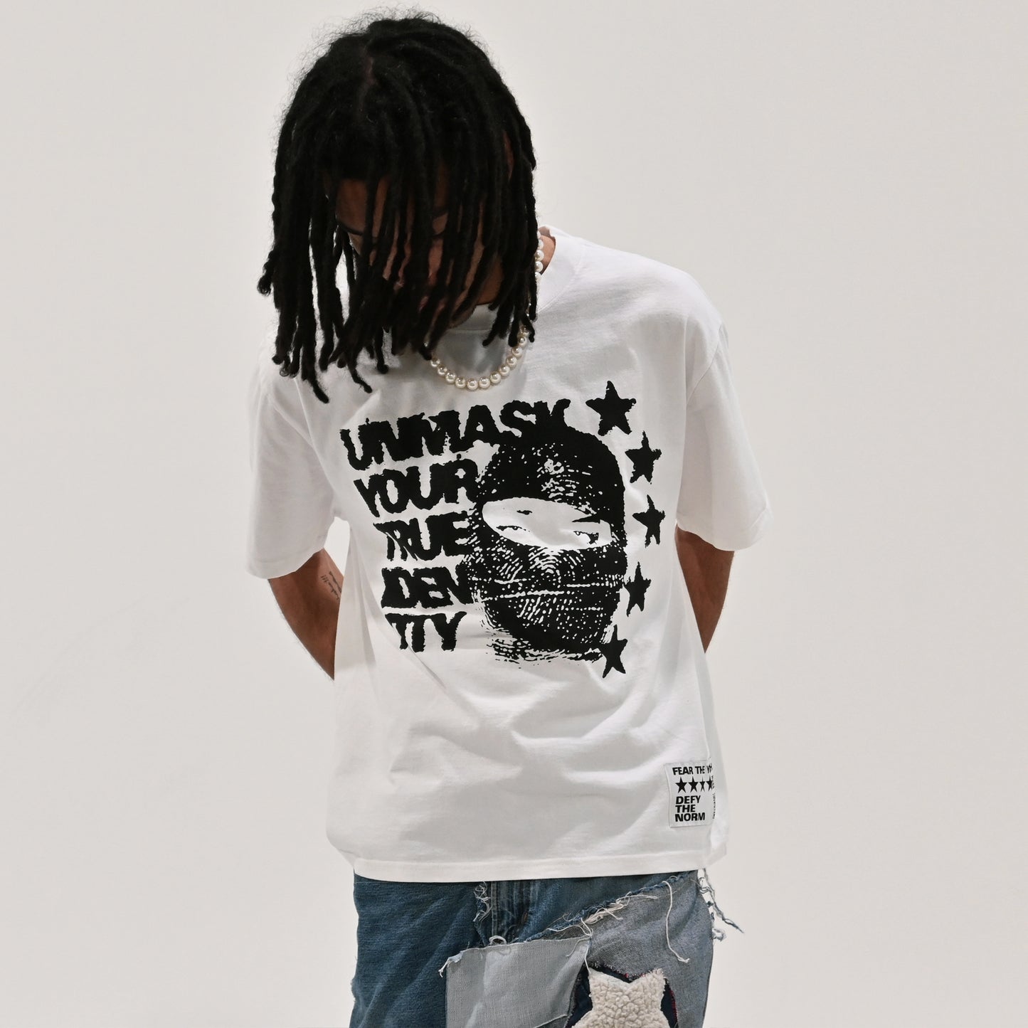 IDENTITY TEE